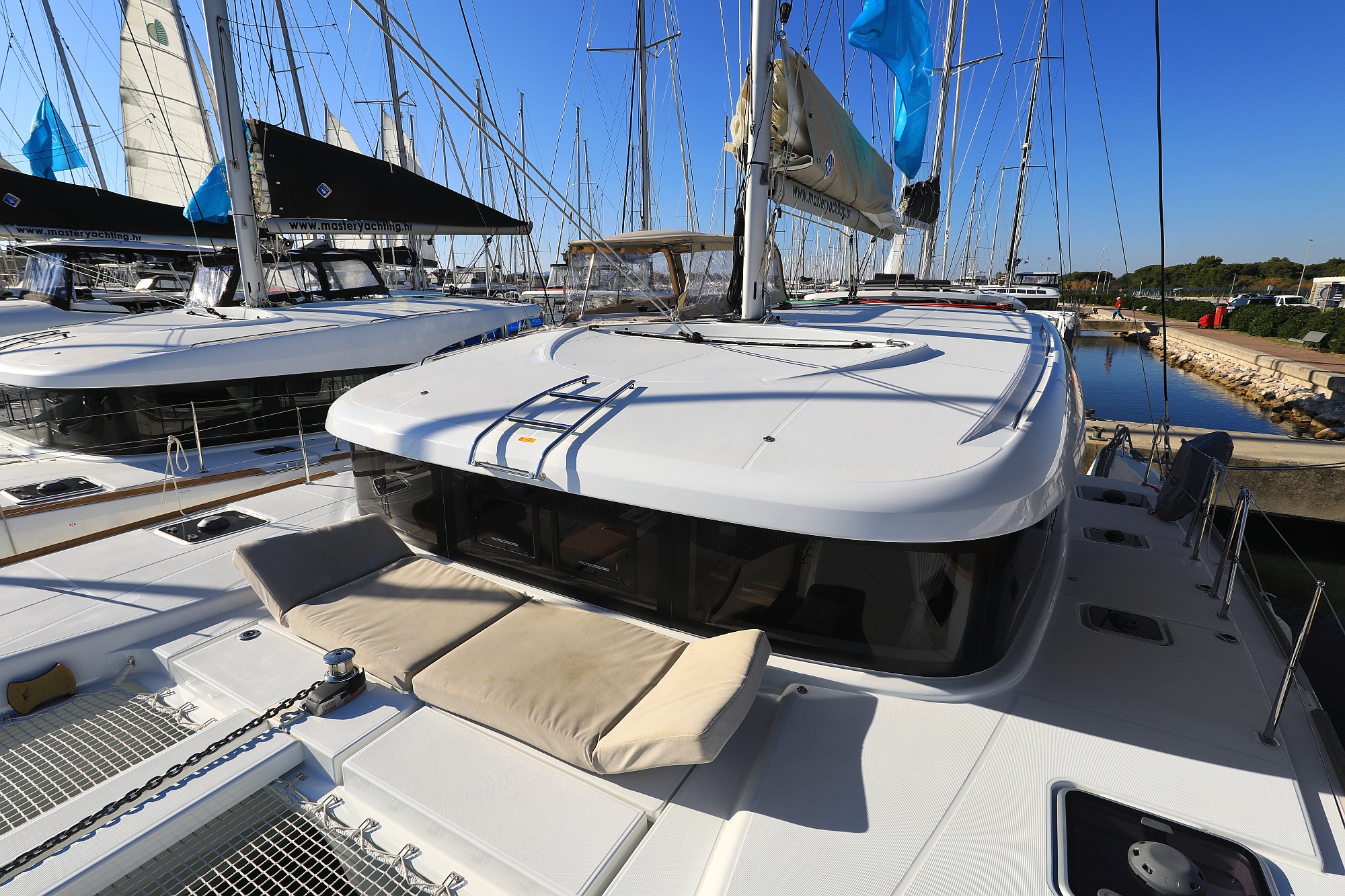 Lagoon 40 — photo 53