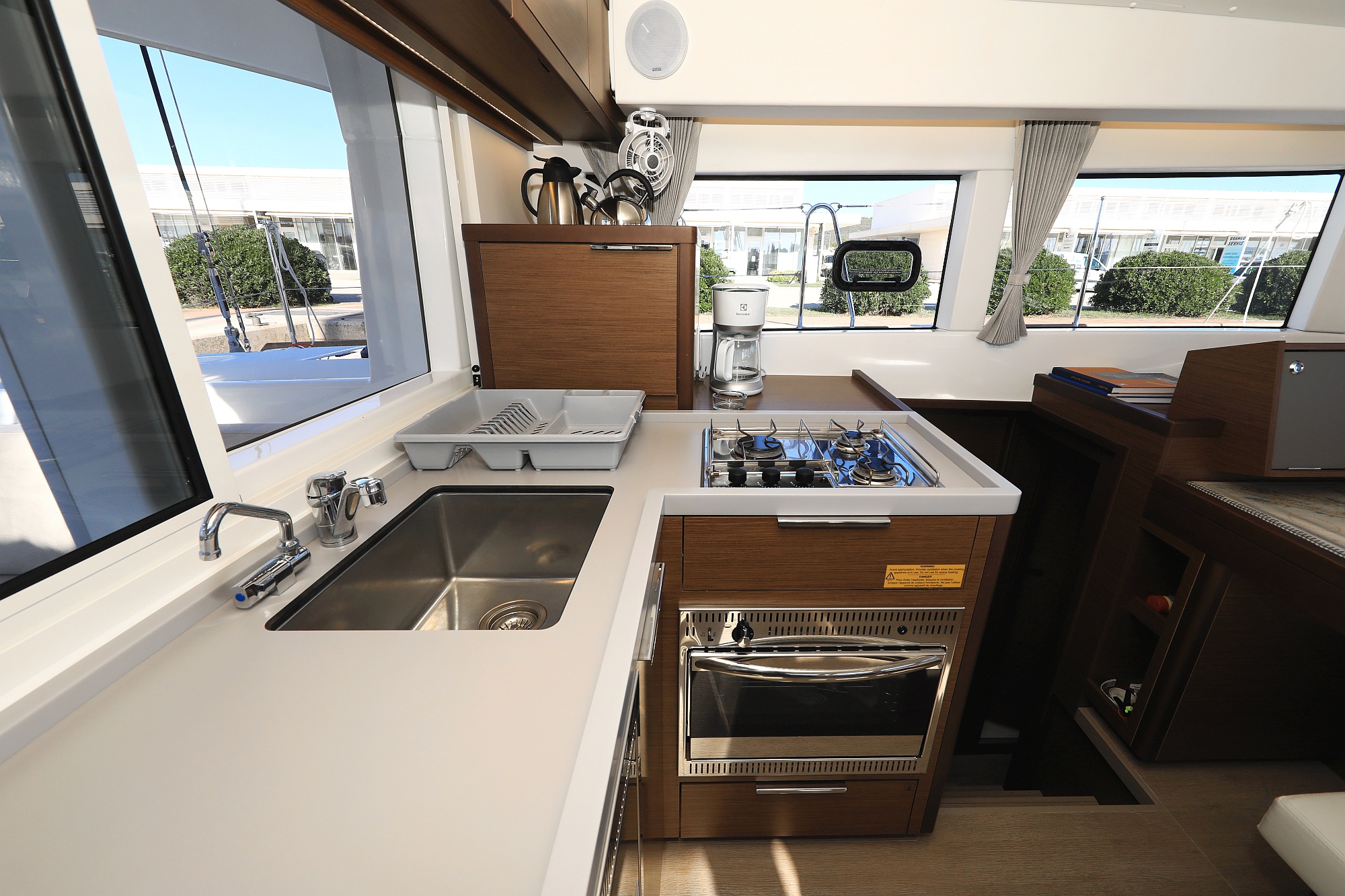 Lagoon 40 — photo 13