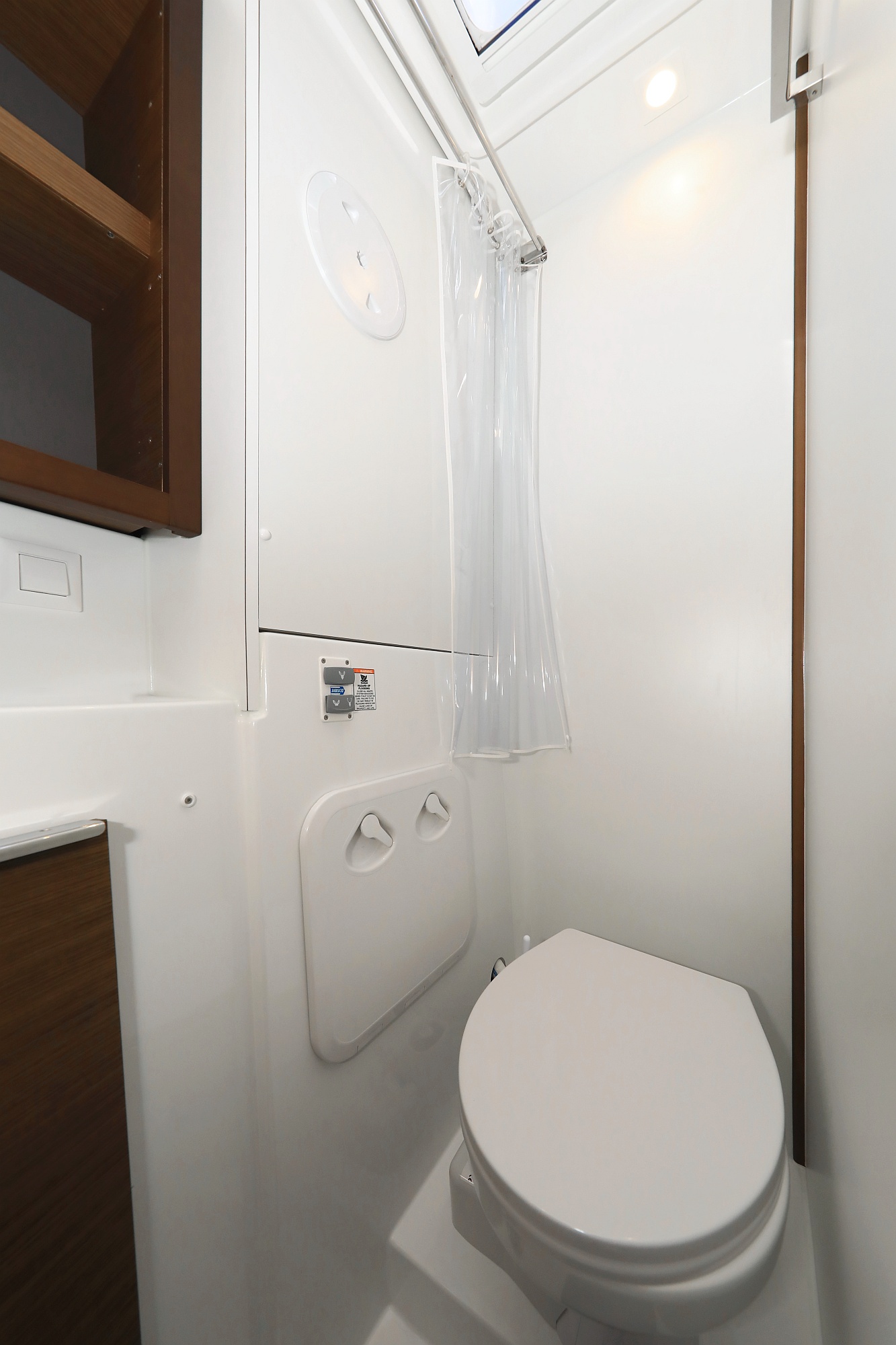 Lagoon 40 — photo 35