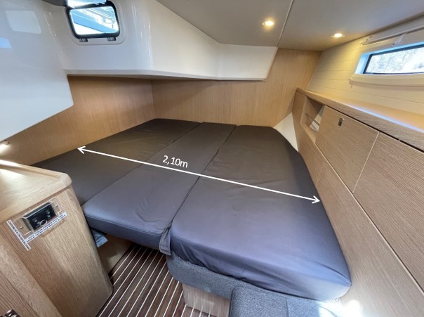 Bavaria Vision 42 Owner Version — photo 8