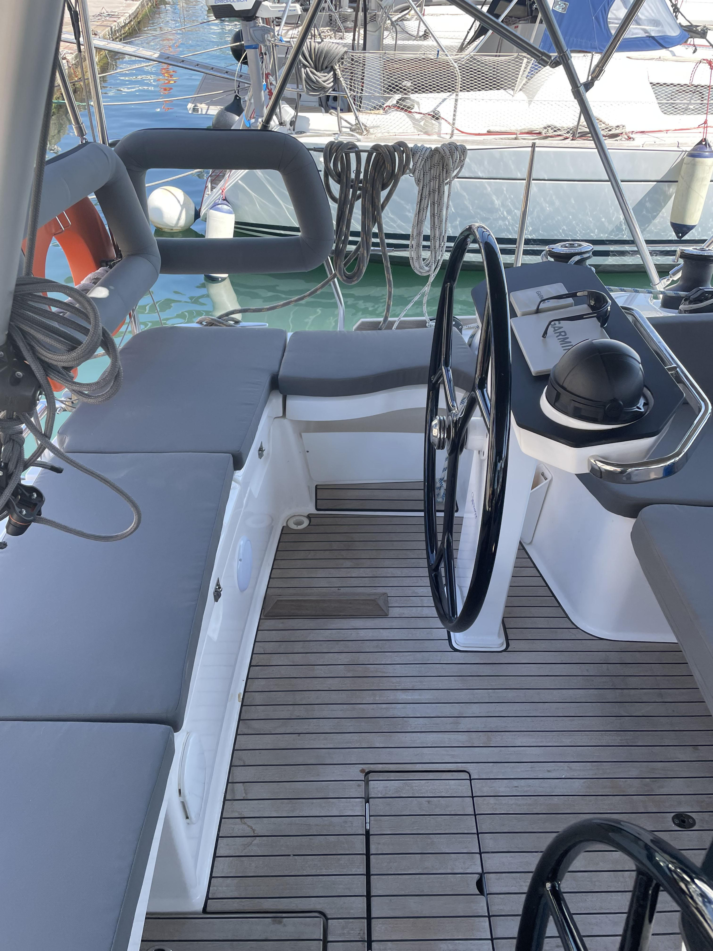 Bavaria Vision 42 Owner Version — photo 19