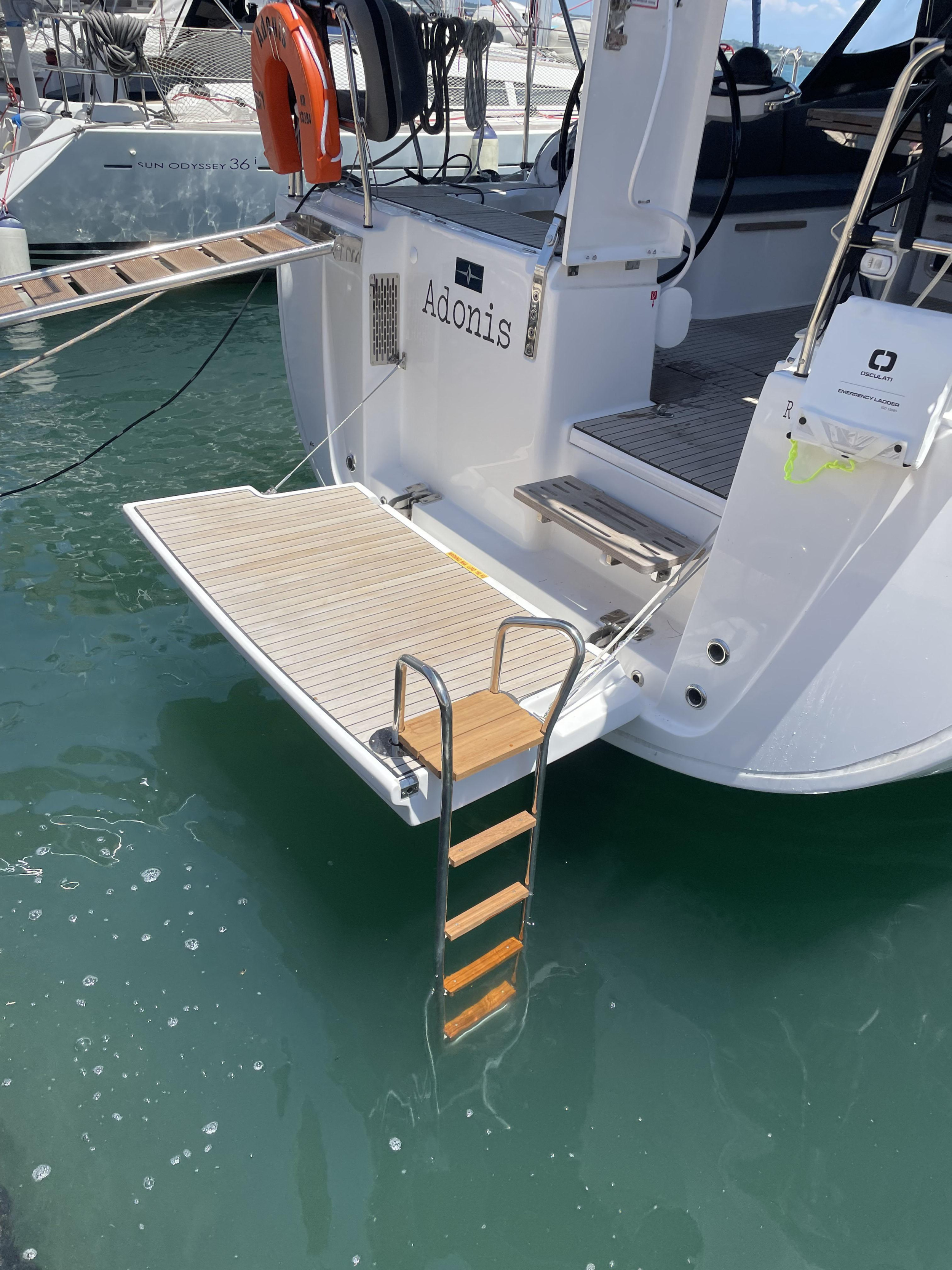Bavaria Vision 42 Owner Version — photo 6