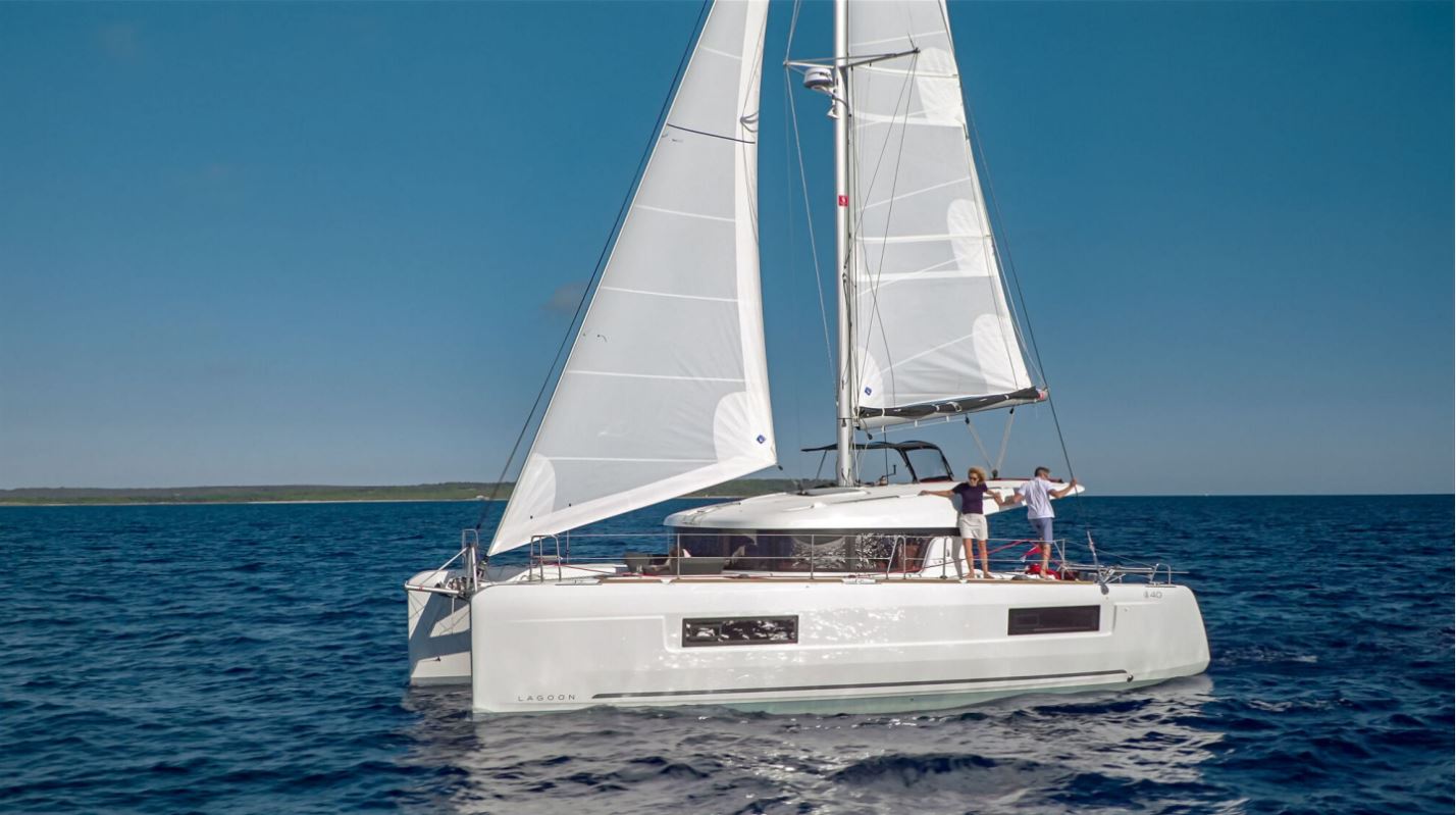 Lagoon 40 — photo 27
