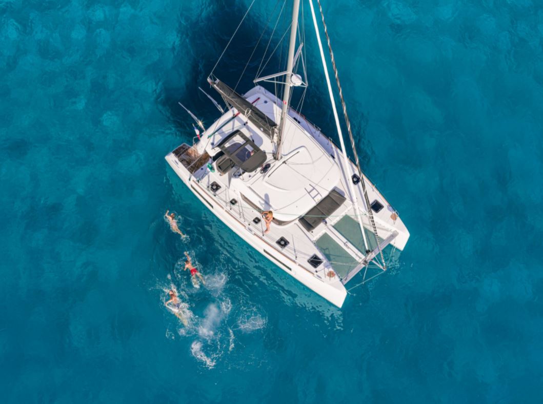Lagoon 40 — photo 41