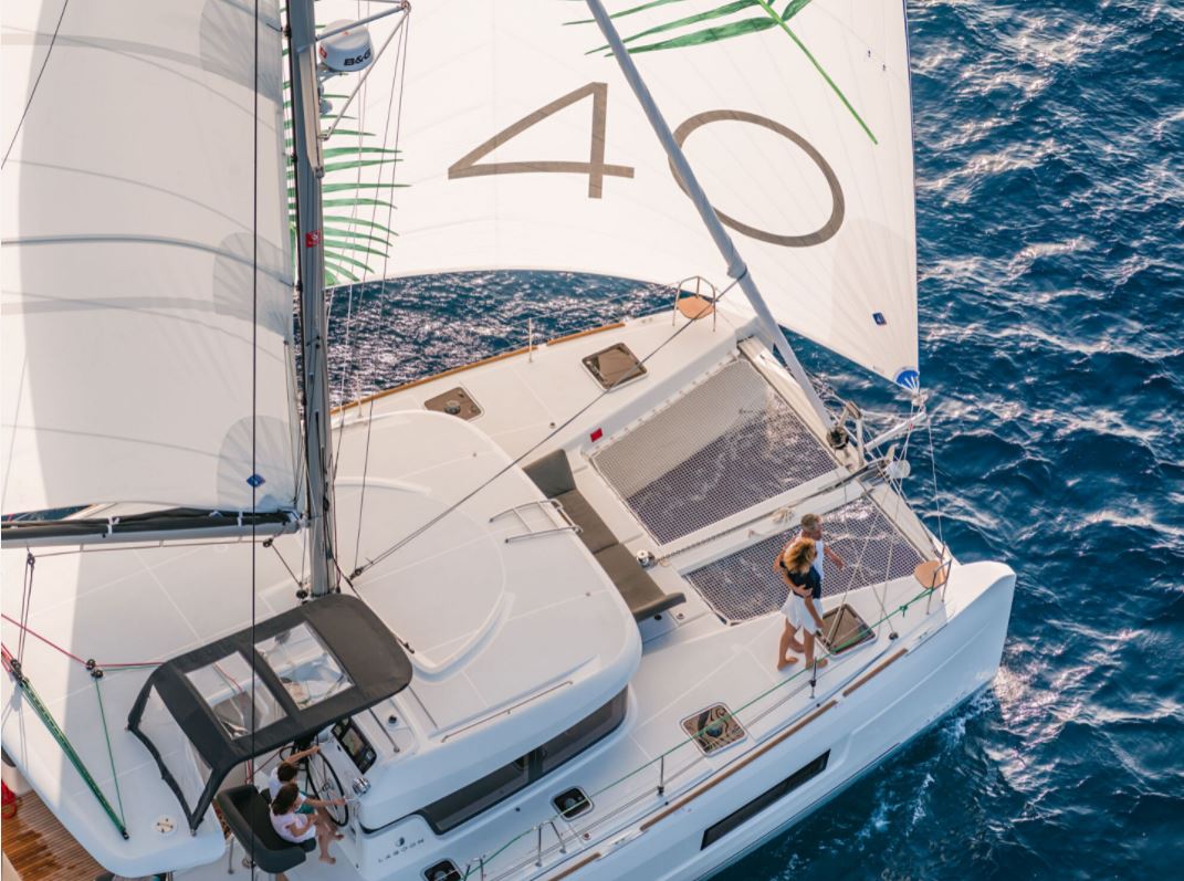 Lagoon 40 — photo 44
