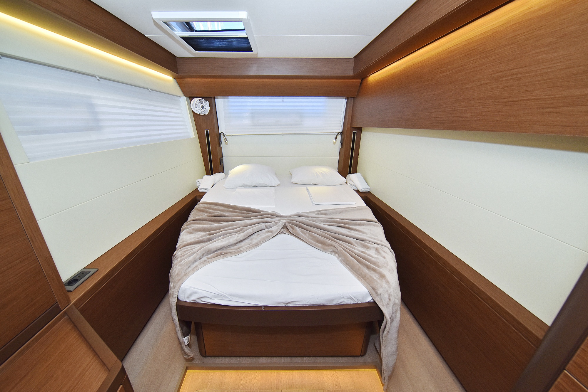Lagoon 50- OWNER VERSION — photo 95