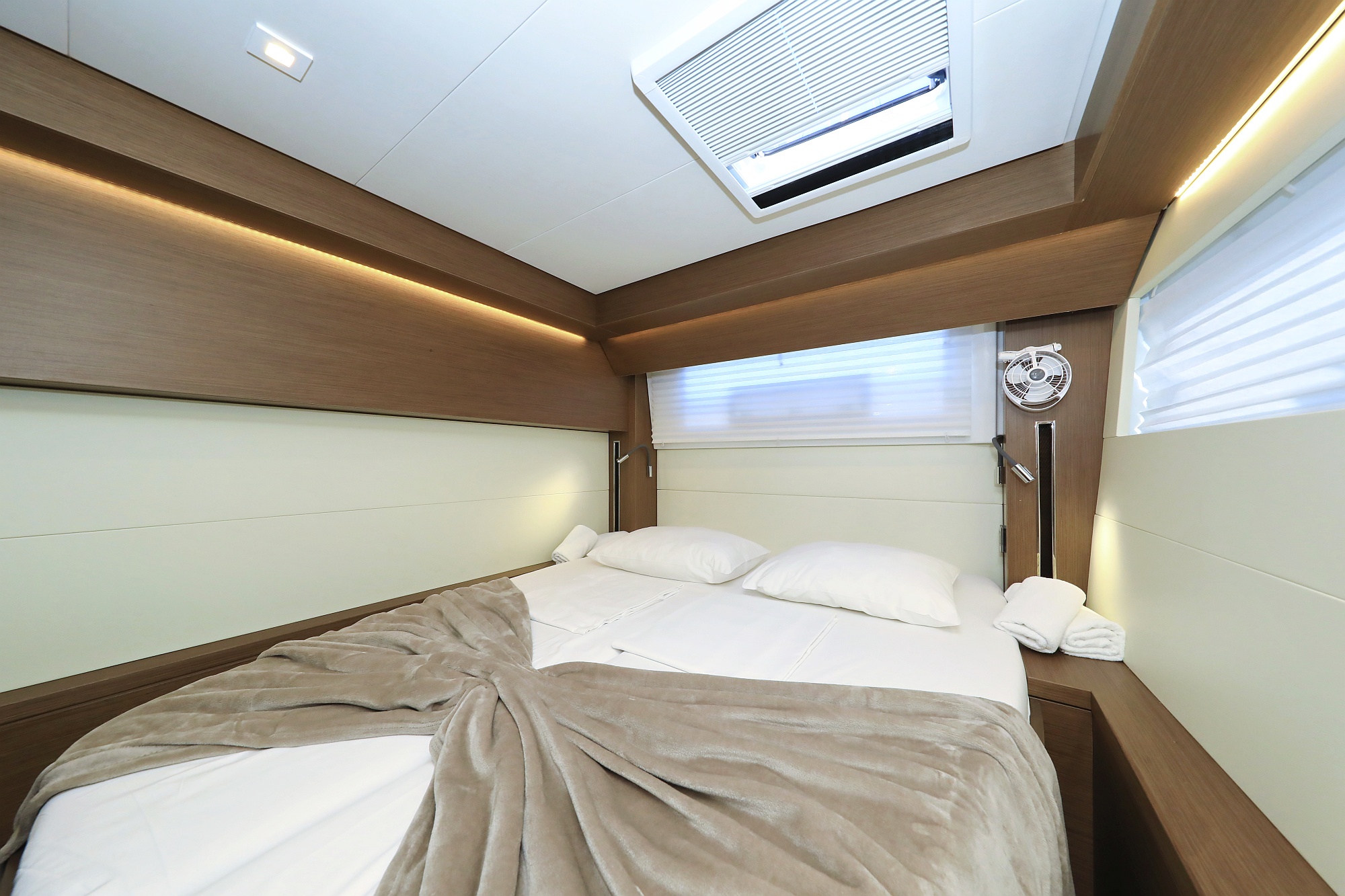 Lagoon 50- OWNER VERSION — photo 60