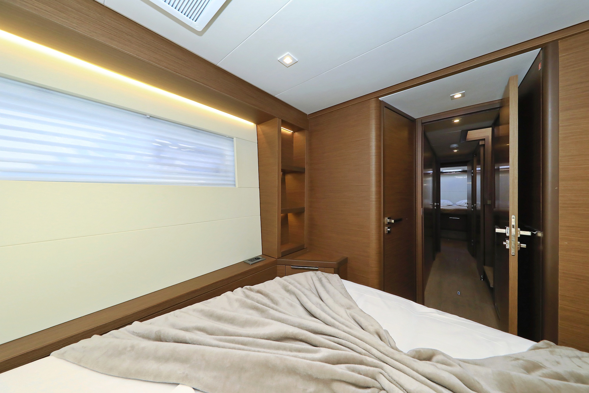 Lagoon 50- OWNER VERSION — photo 5
