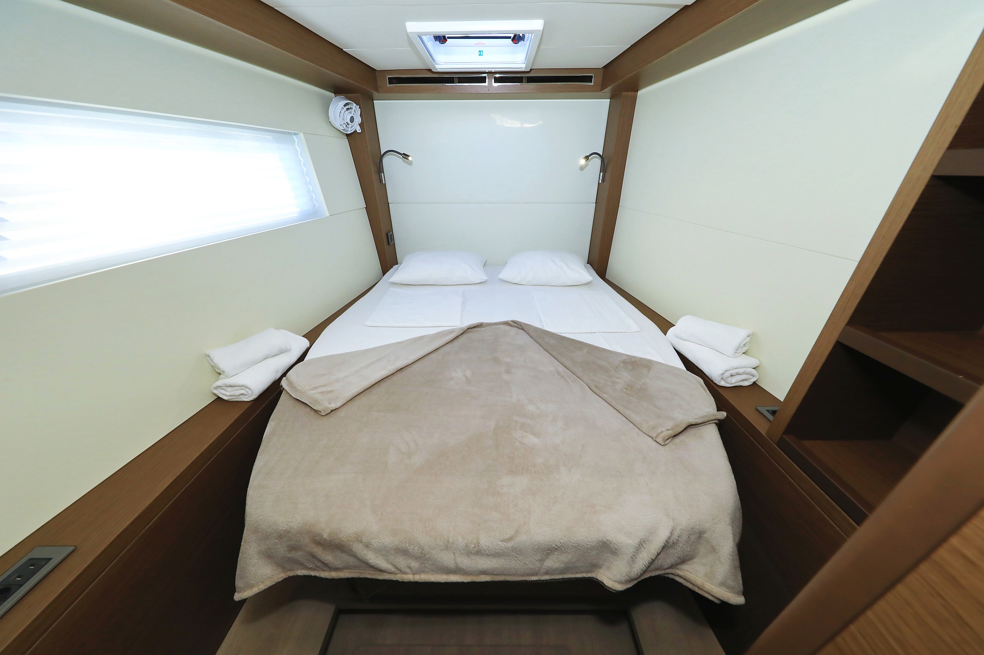 Lagoon 50- OWNER VERSION — photo 94