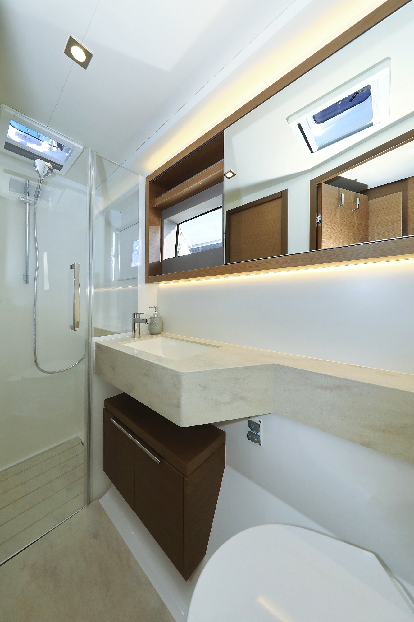 Lagoon 50- OWNER VERSION — photo 101