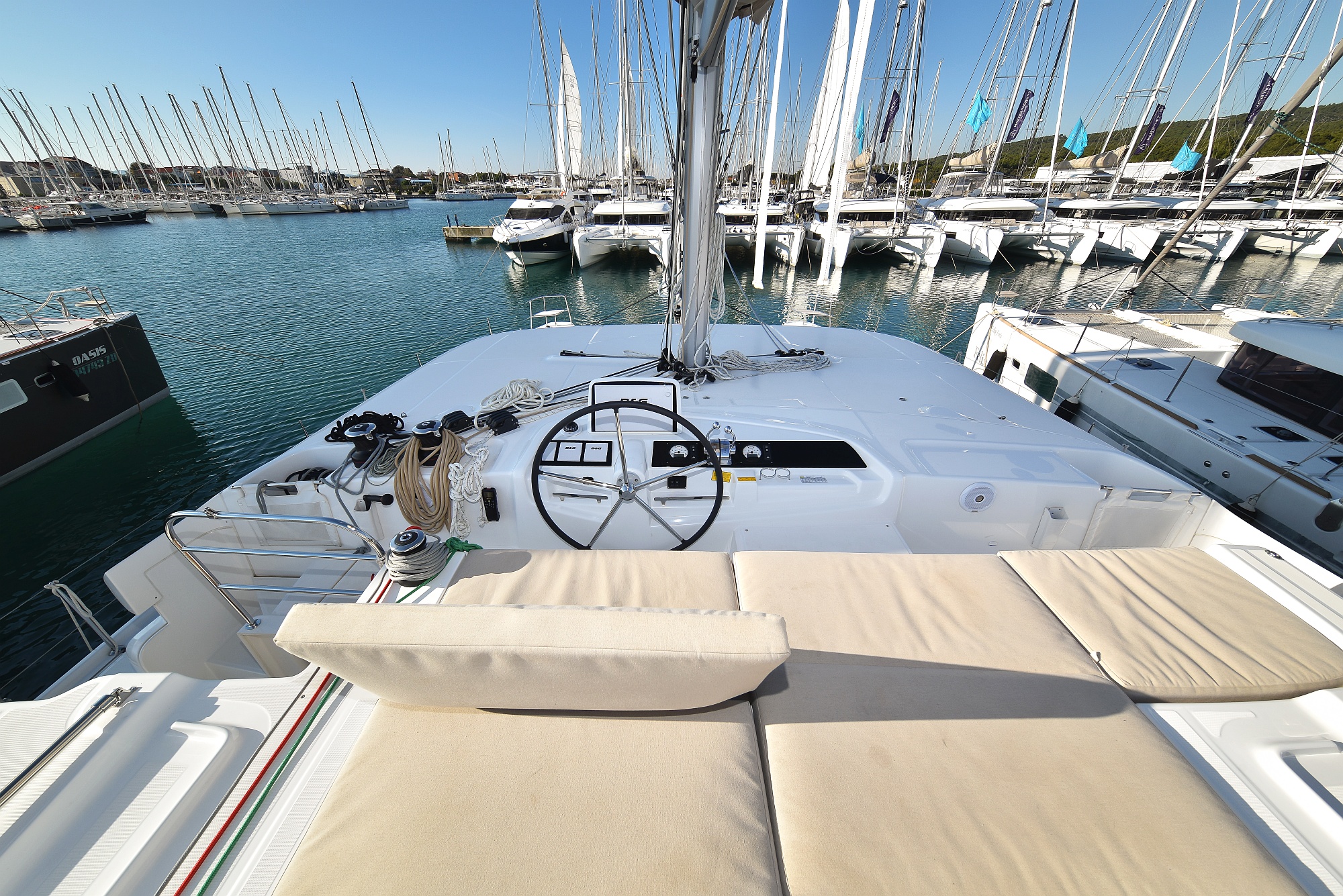 Lagoon 46 — photo 23