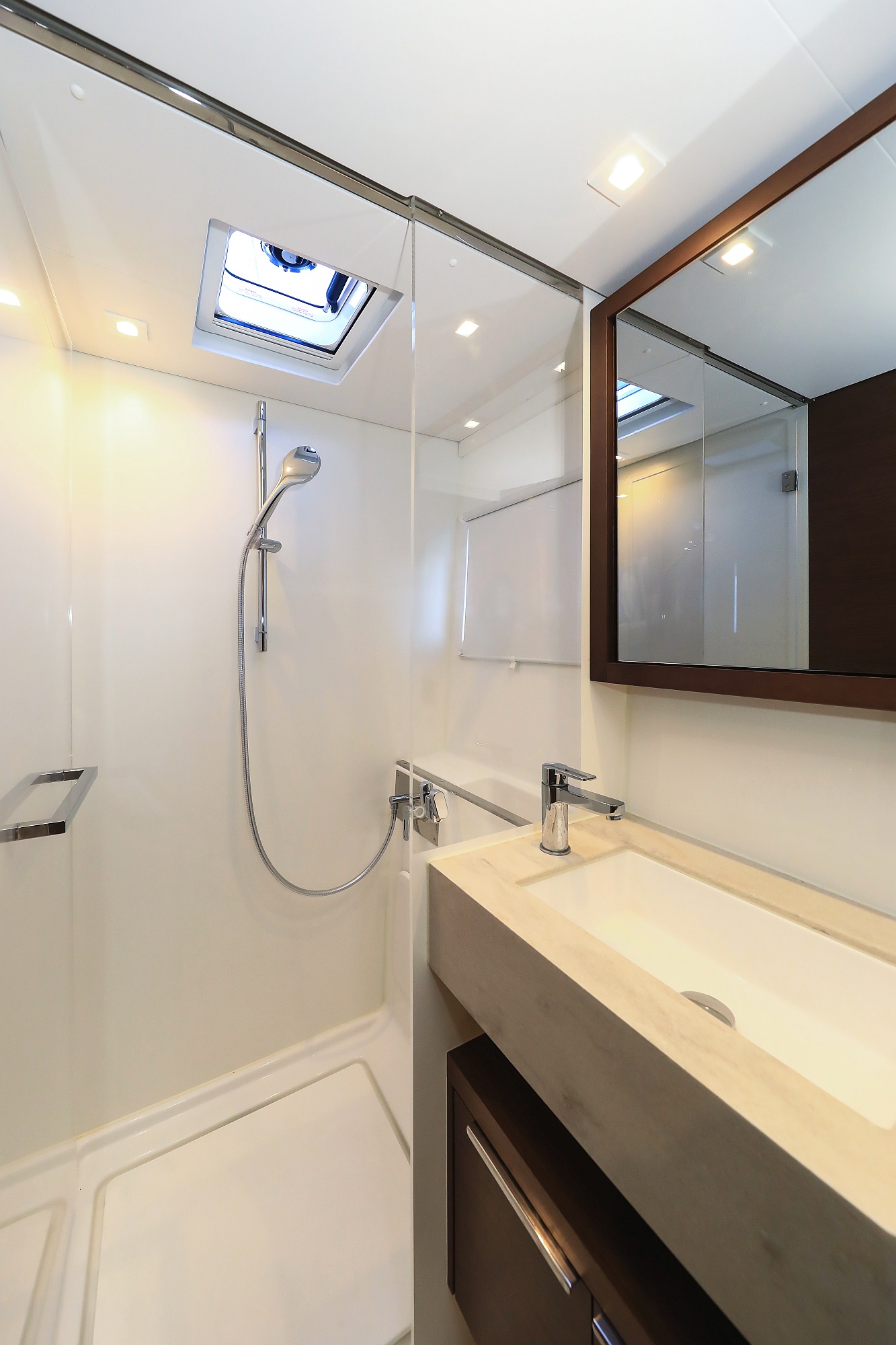 Lagoon 46 — photo 10