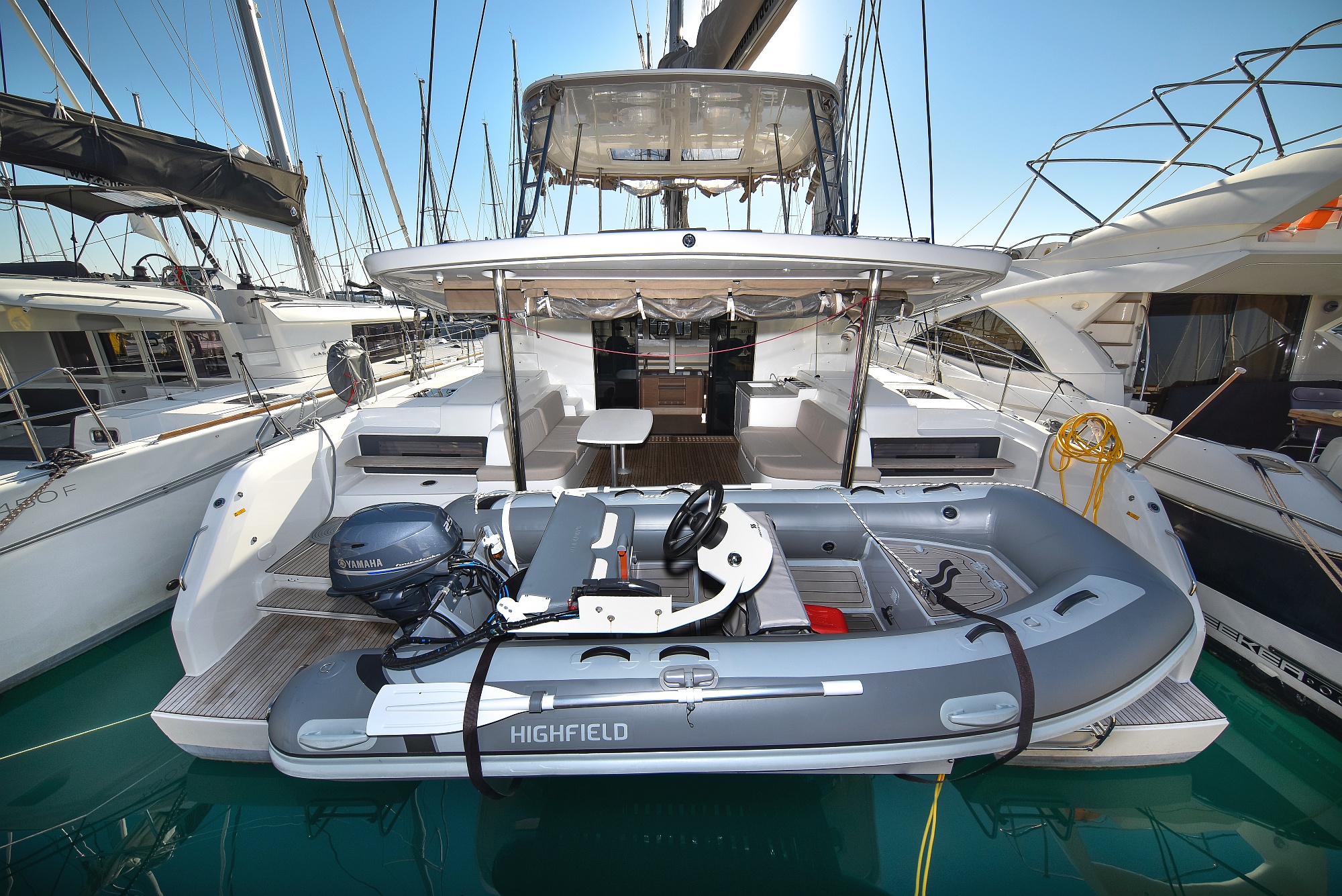 Lagoon 50/6 cab — photo 44