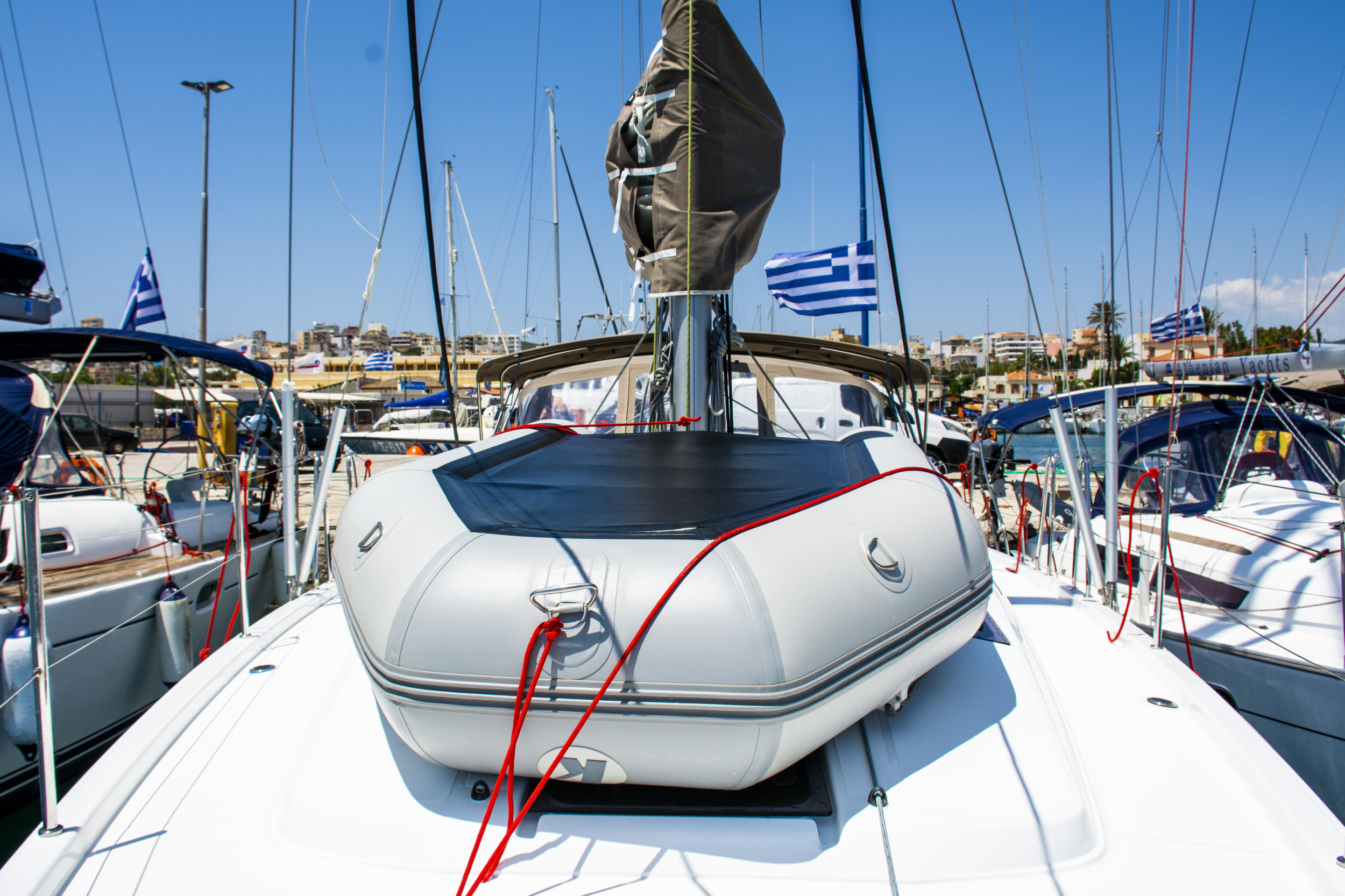 Sun Odyssey 410 — photo 2