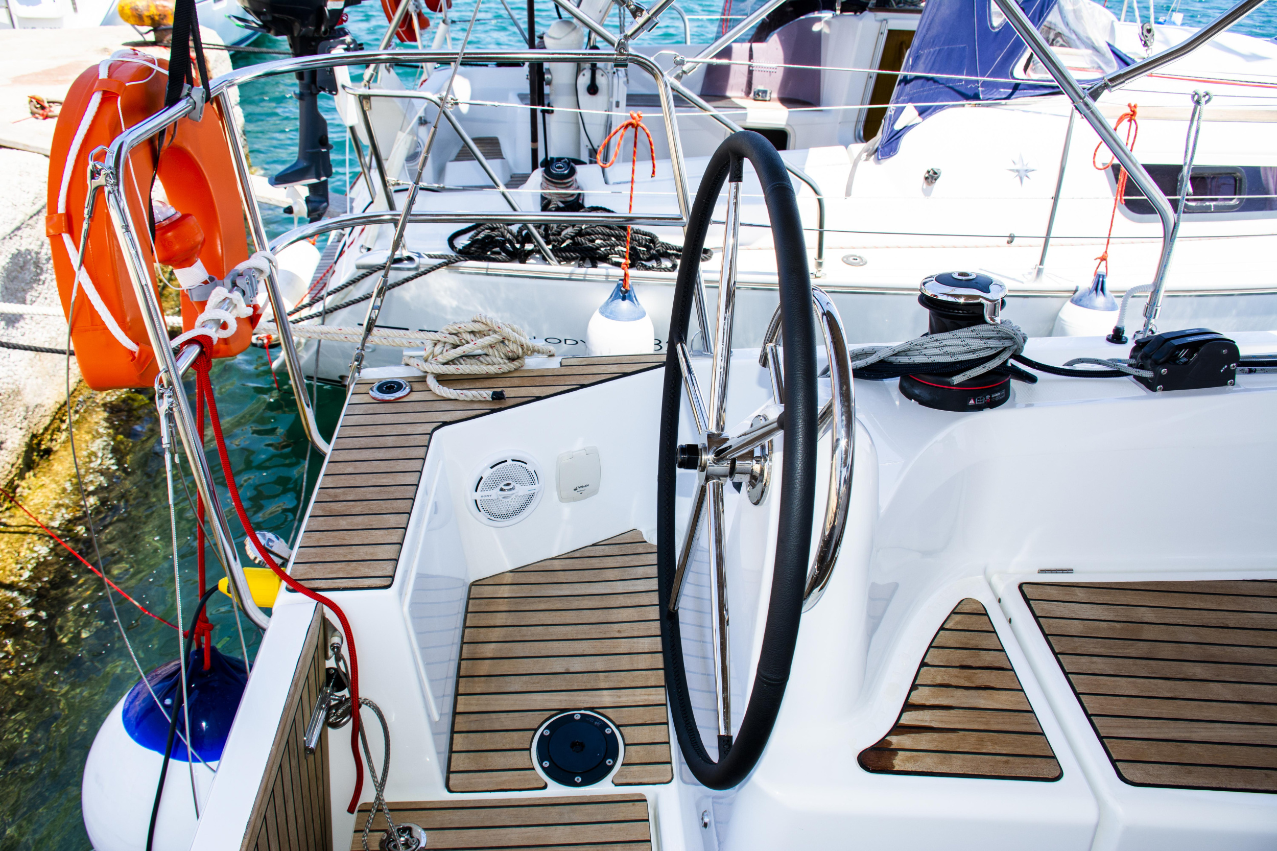 Sun Odyssey 410 — photo 7