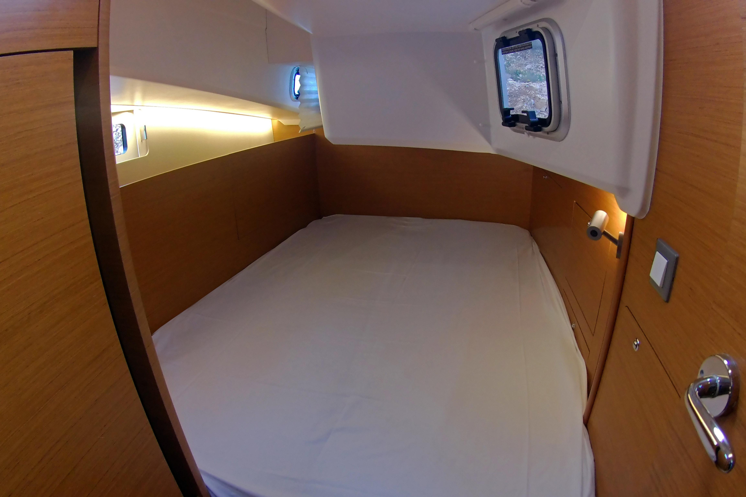 Sun Odyssey 410 — photo 15