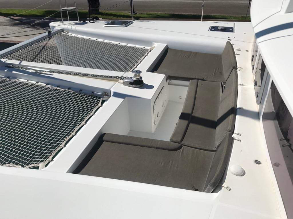 Lagoon 450 Flybridge — photo 8