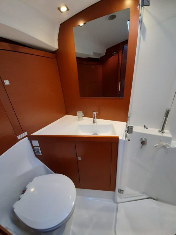Oceanis 45 — photo 16