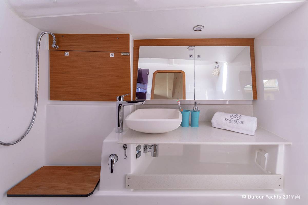 Dufour 430 — photo 10