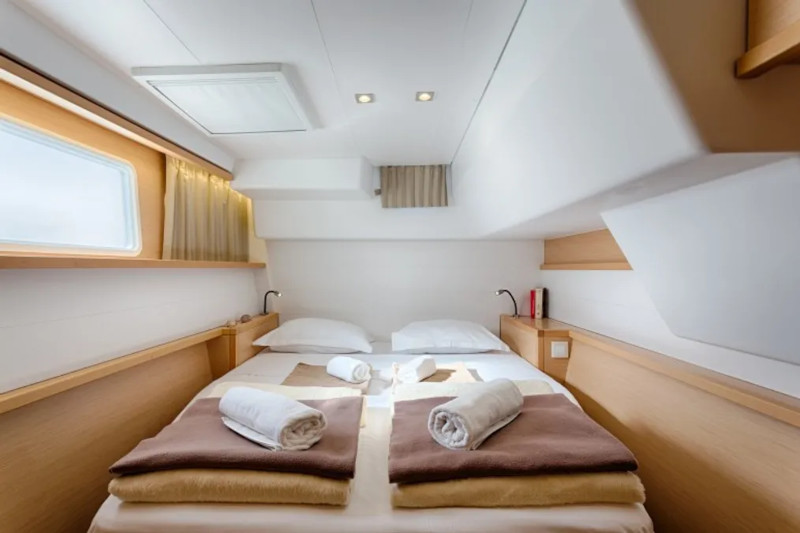 Lagoon 450 F Luxury — photo 3