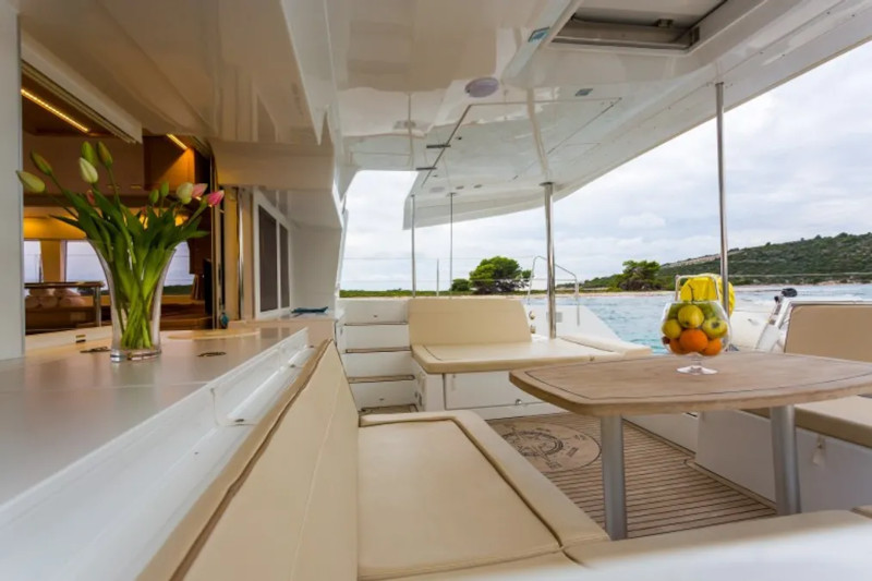 Lagoon 450 F Luxury — photo 4