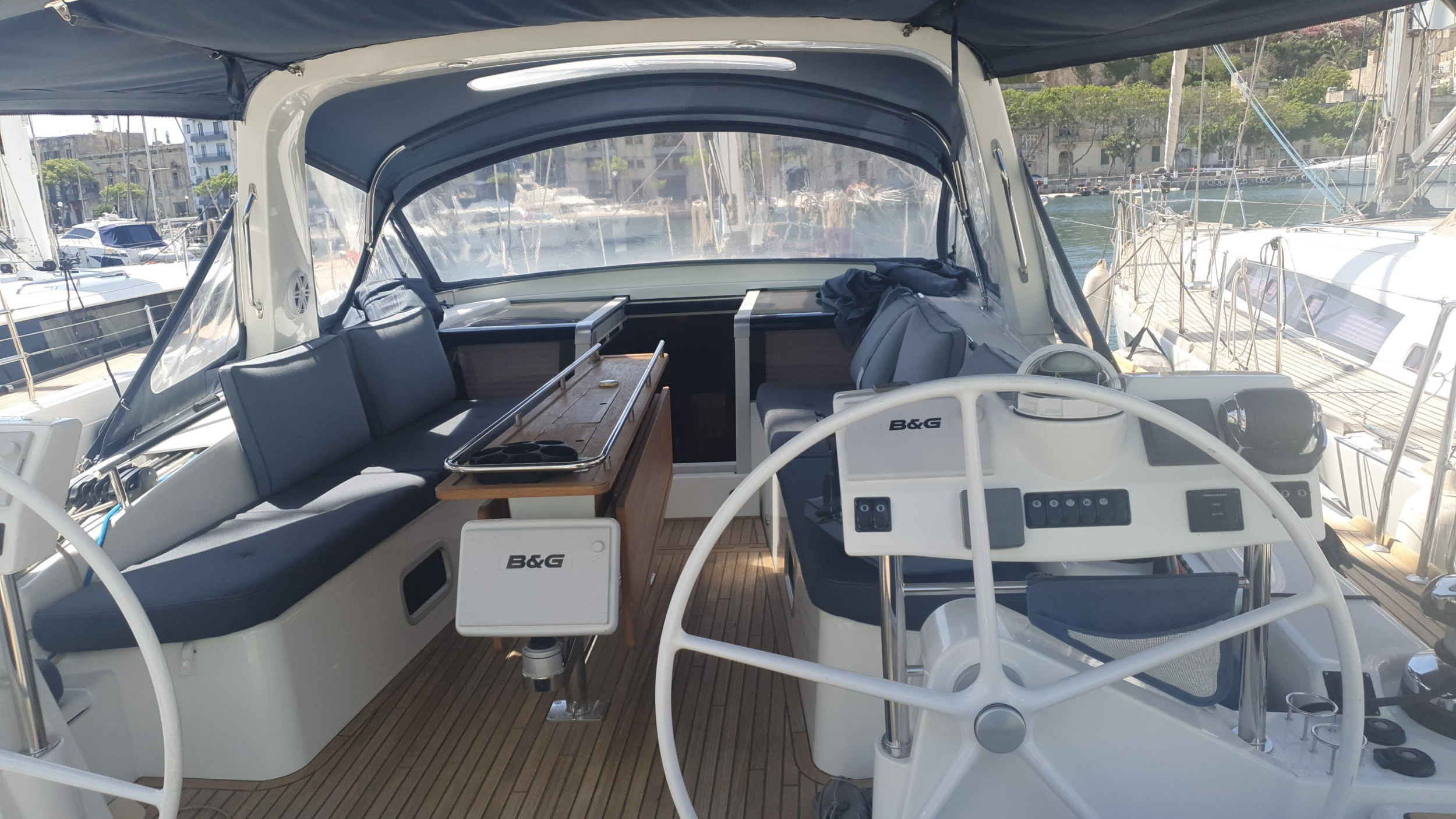 Oceanis 60 — photo 17