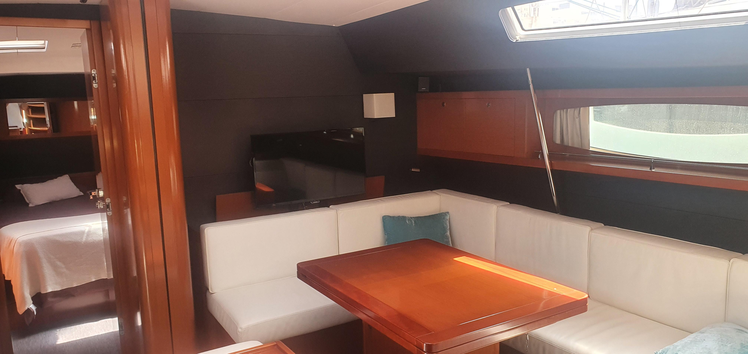 Oceanis 60 — photo 7
