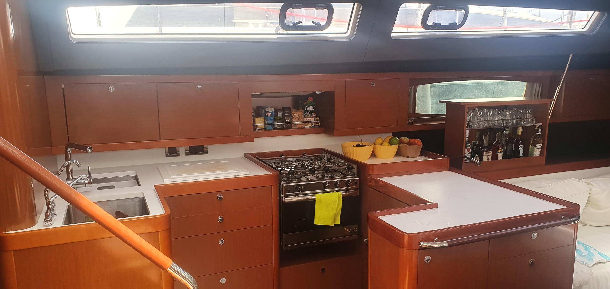 Oceanis 60 — photo 11