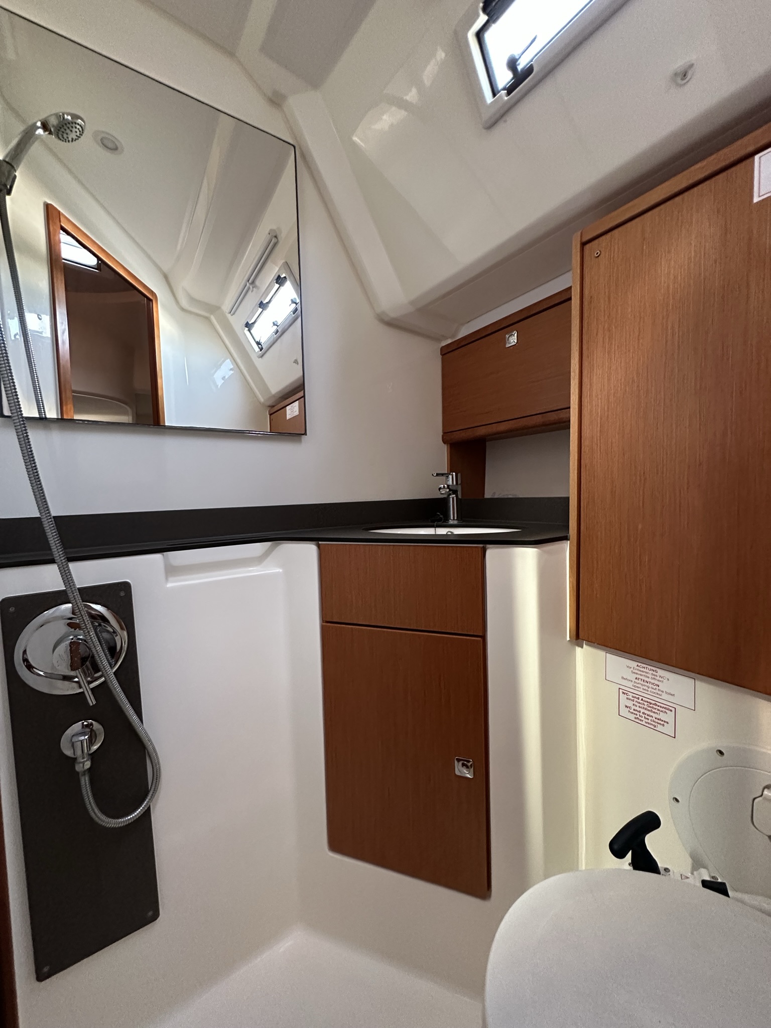 Bavaria Cruiser 46 — photo 14