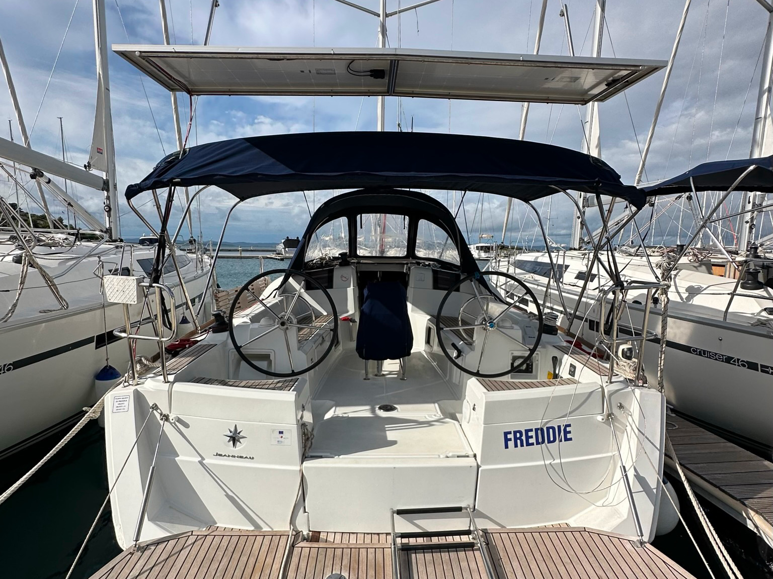 Sun Odyssey 389 — photo 1