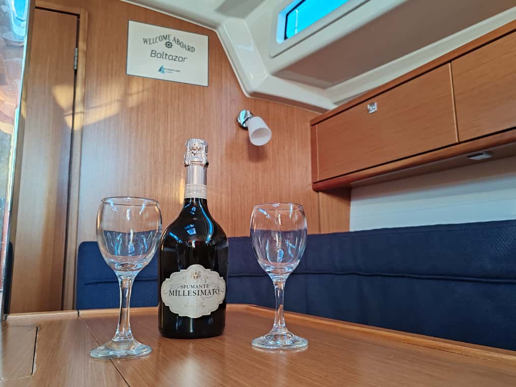 Bavaria Cruiser 34 — photo 12