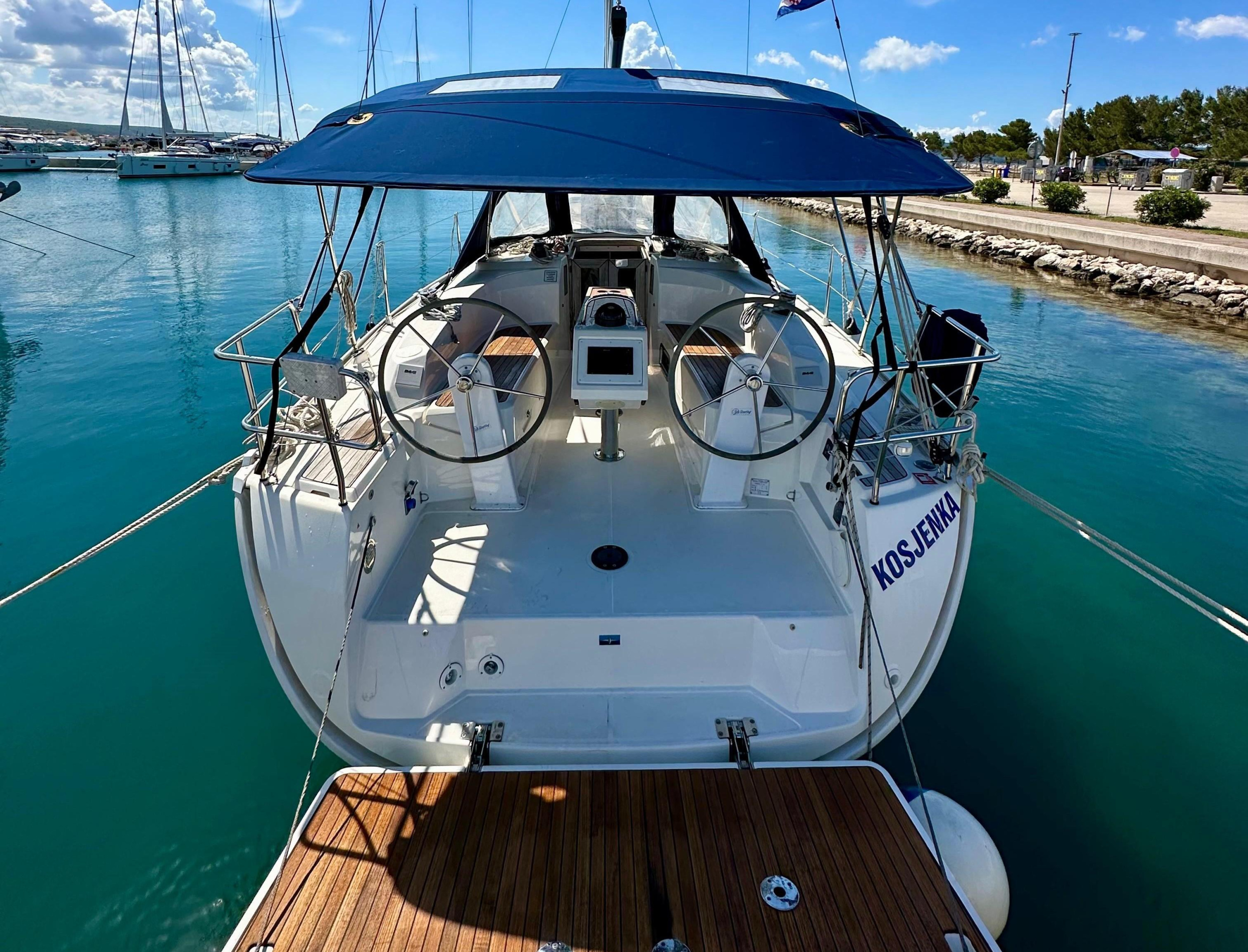 Bavaria Cruiser 34 — photo 1