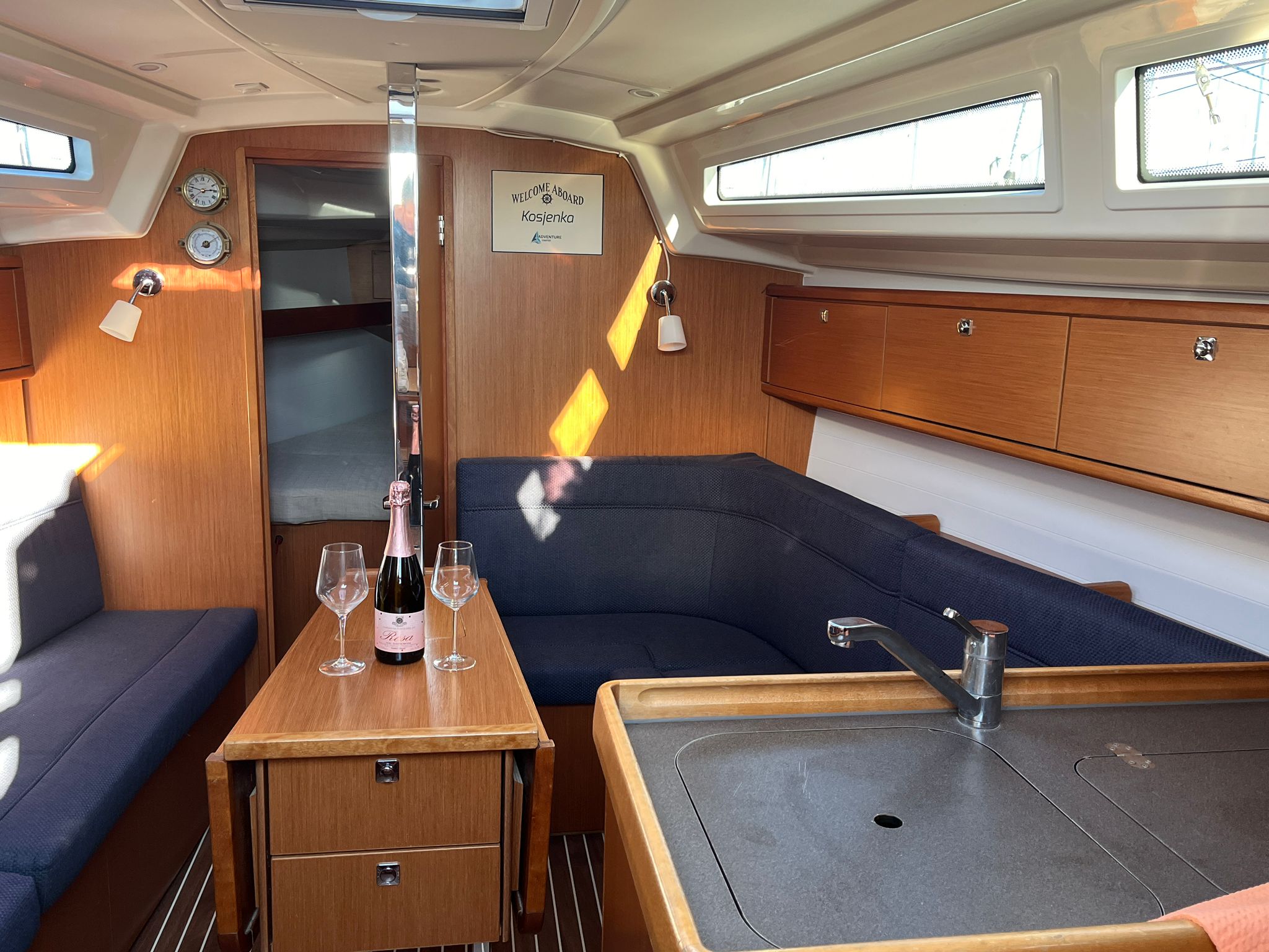 Bavaria Cruiser 34 — photo 4