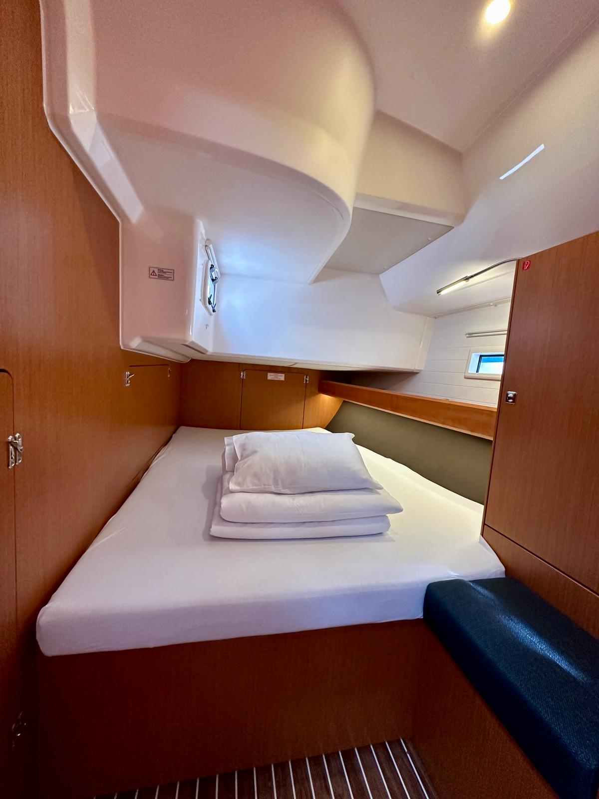 Bavaria Cruiser 46 — photo 17