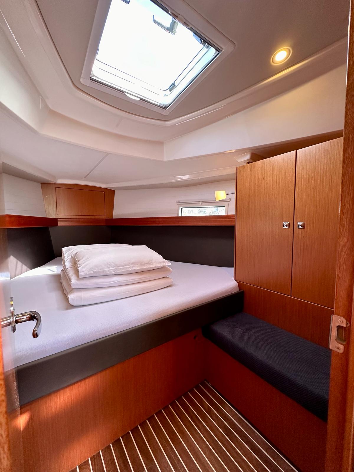 Bavaria Cruiser 37 — photo 3