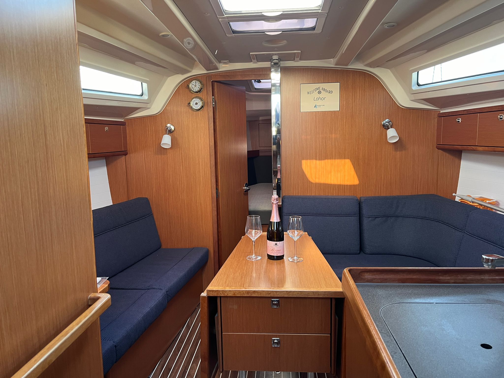 Bavaria Cruiser 37 — photo 5