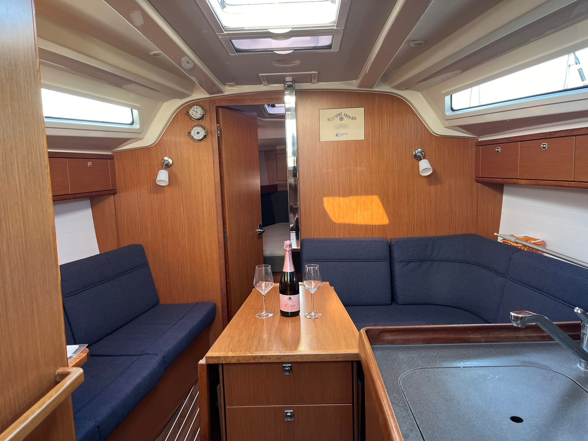 Bavaria Cruiser 37 — photo 3