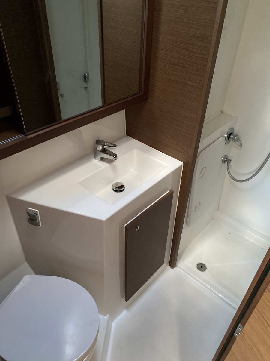 Lagoon 42 — photo 17