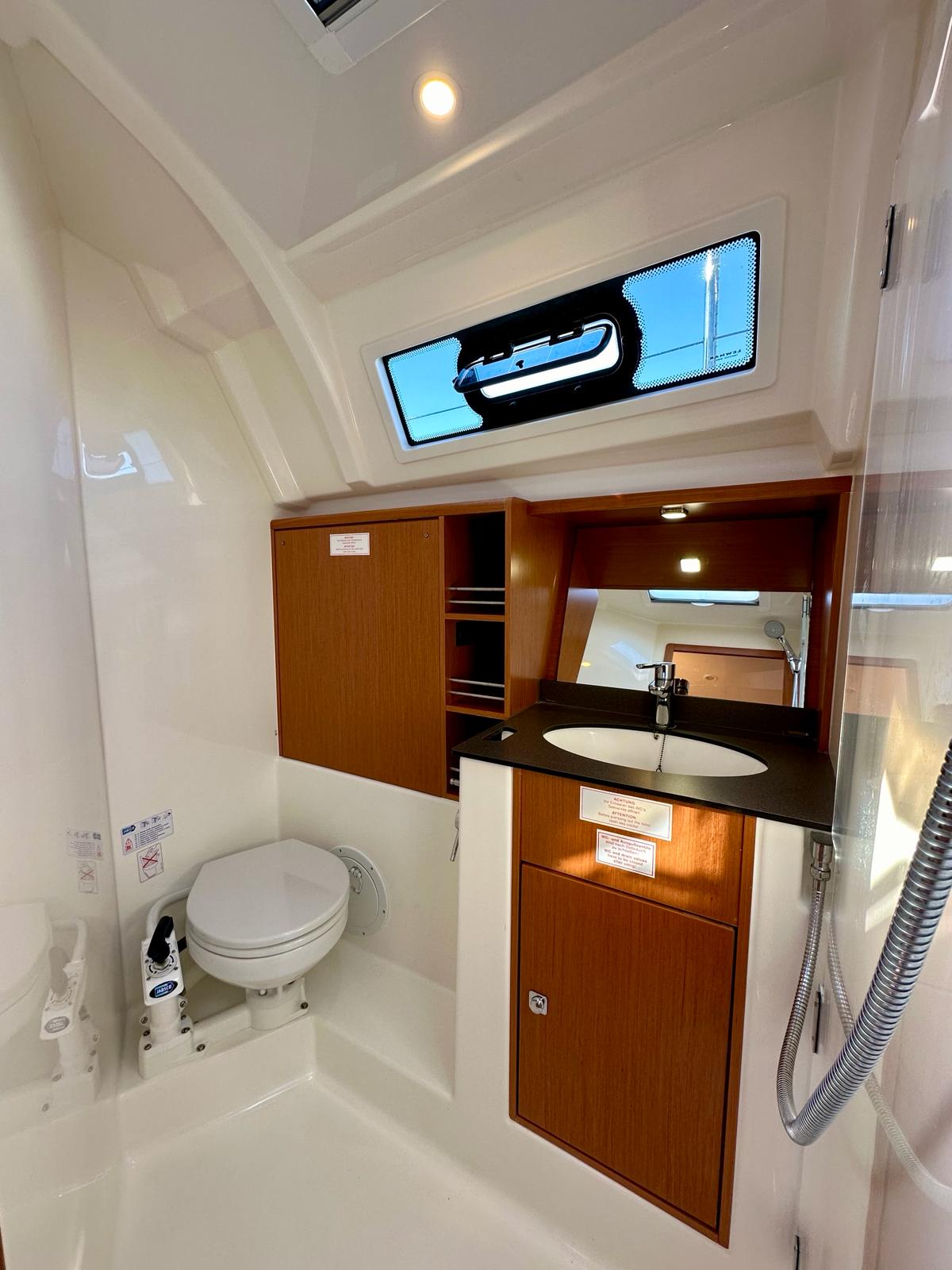 Bavaria Cruiser 41 — photo 6