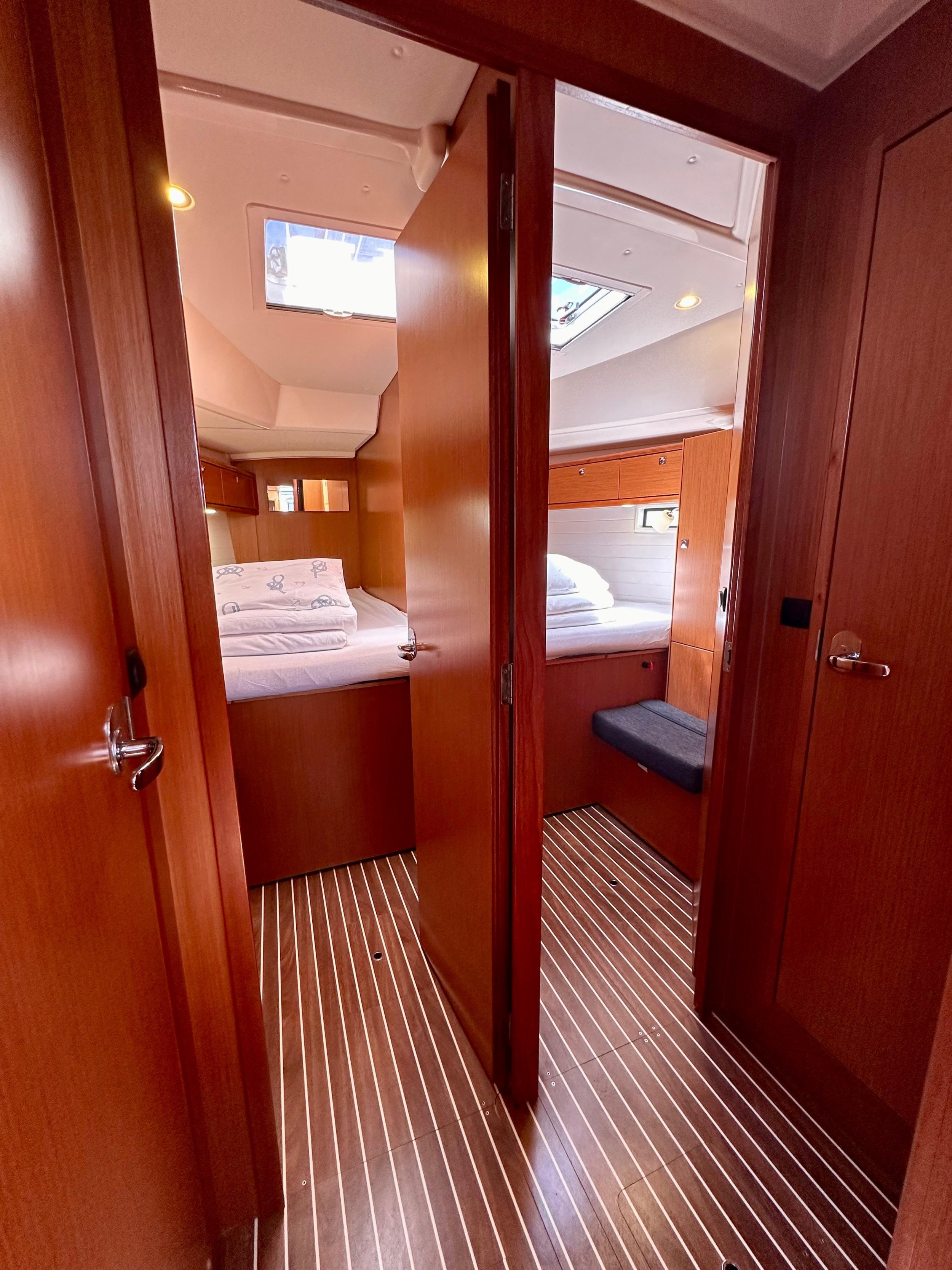 Bavaria Cruiser 46 — photo 10