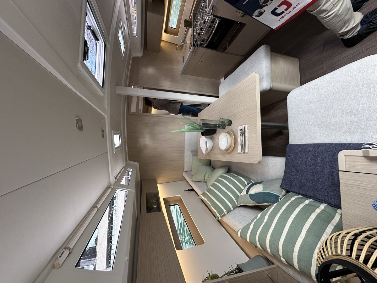 Oceanis 37.1 — photo 3