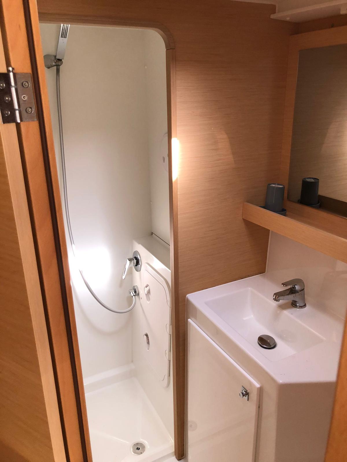 Lagoon 42 — photo 13