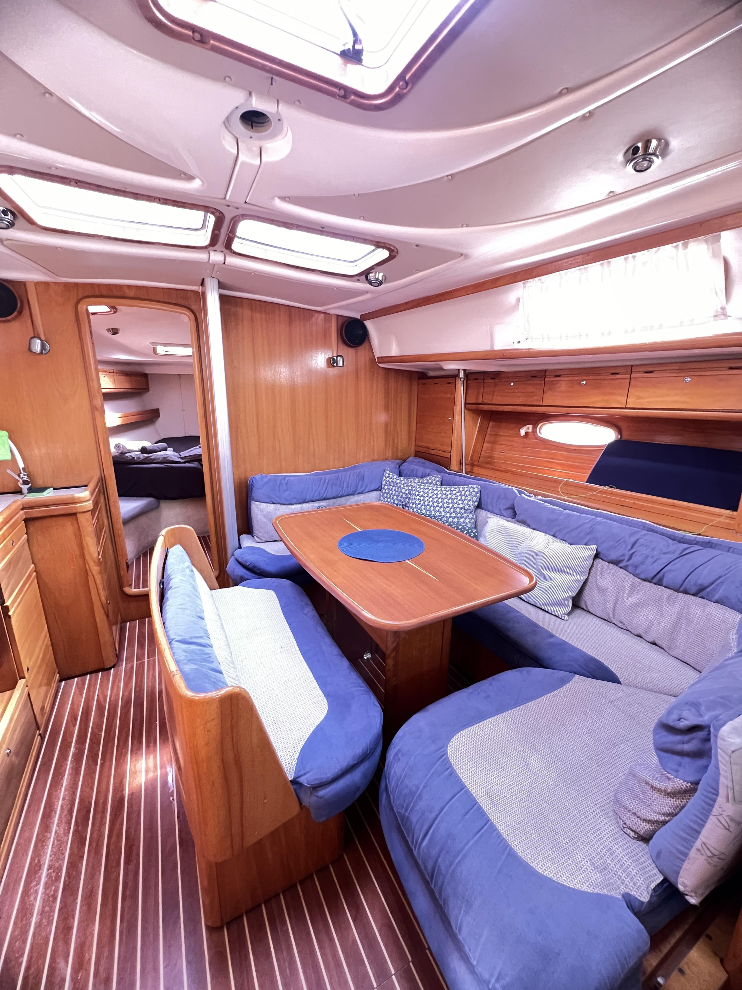 Bavaria 39 Cruiser — photo 17