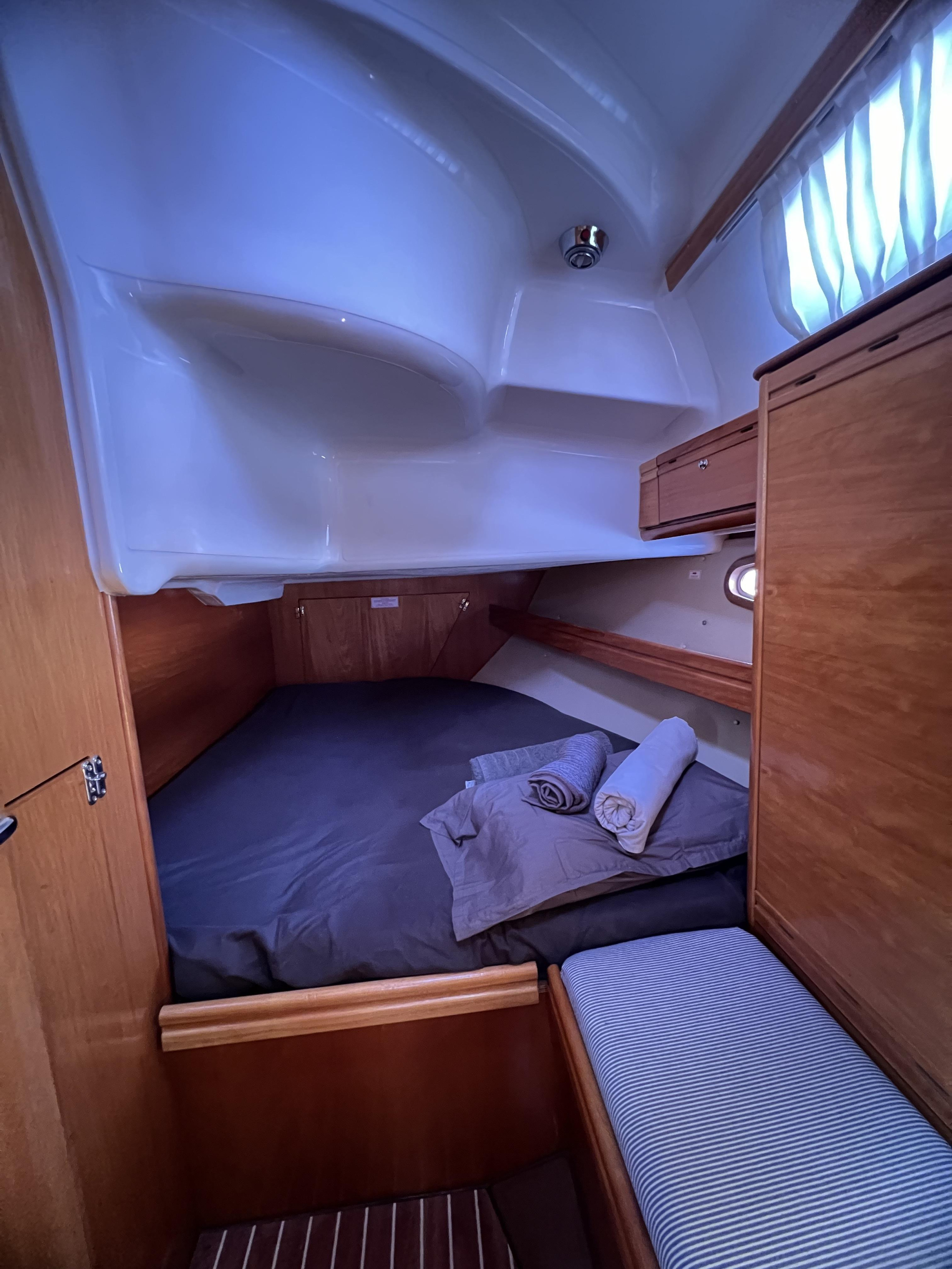 Bavaria 39 Cruiser — photo 10