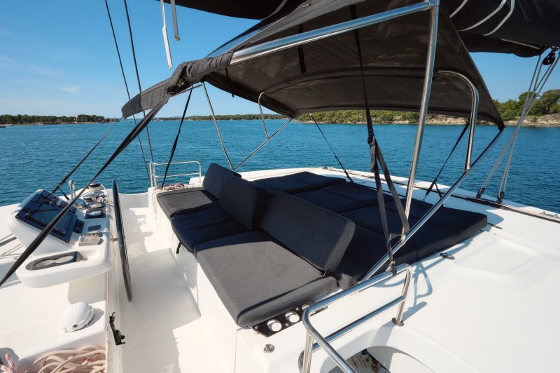 Lagoon 50 — photo 26
