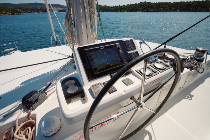 Lagoon 50 — photo 6