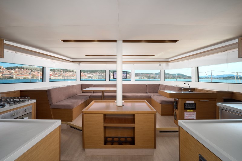 Lagoon 50 — photo 17