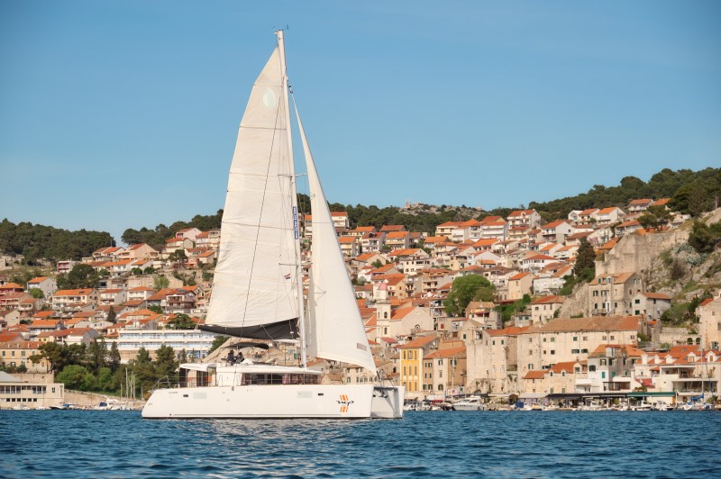 Lagoon 450 — photo 44