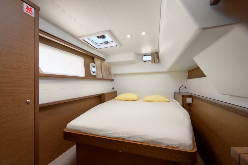 Lagoon 450 — photo 40