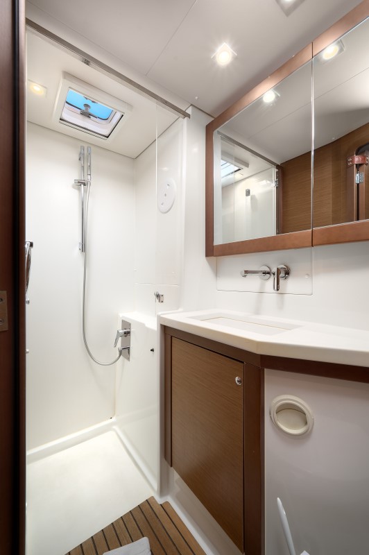 Lagoon 450 — photo 24